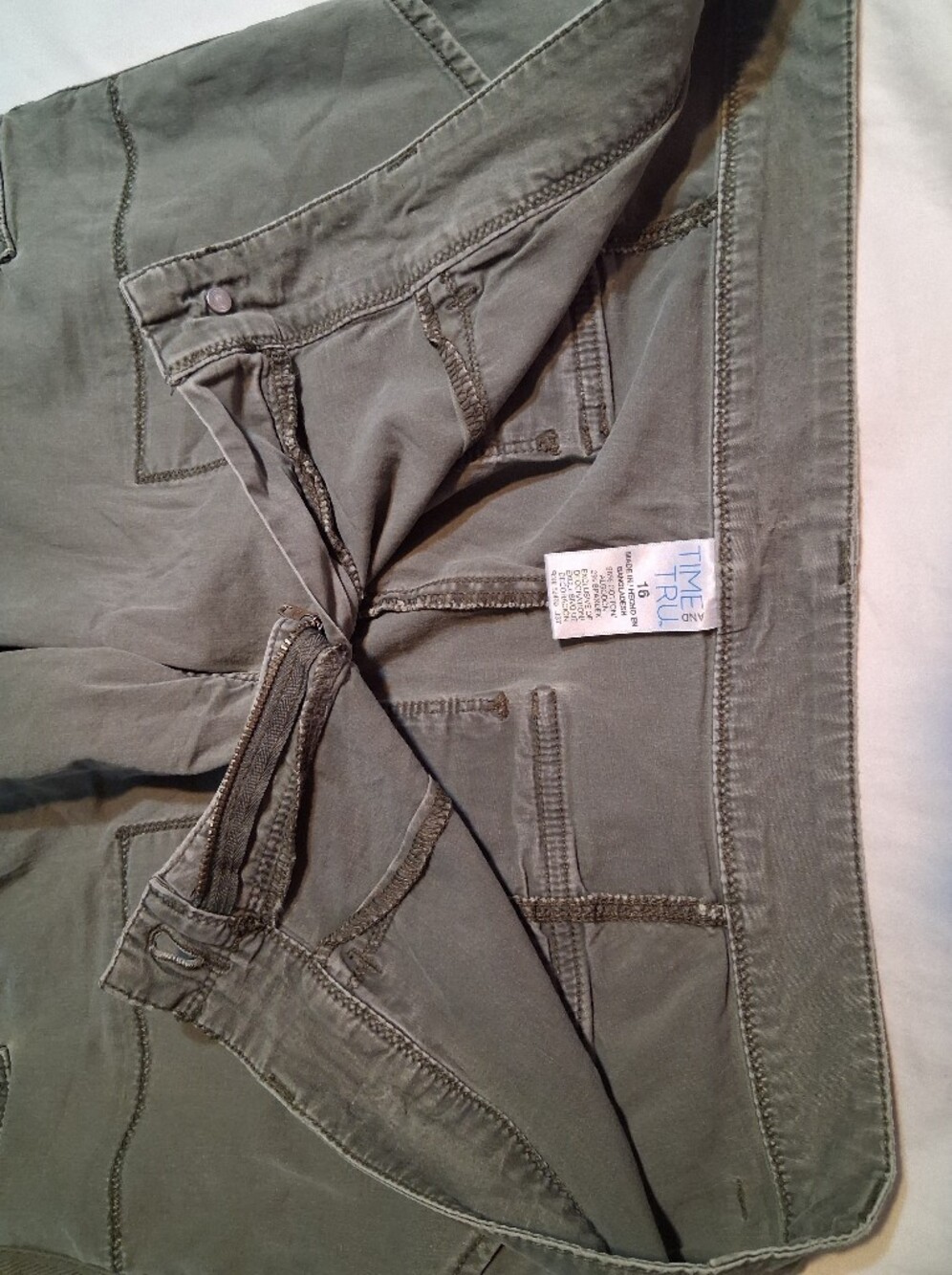 Time and Tru Green Cargo Capri Pants Olive Utility Cropped Pants Women's Size 16 - Picture 7 of 14